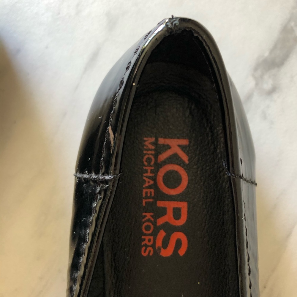KORS Michael Kors Size 6 Peace Sign Flats - Picture 5 of 5